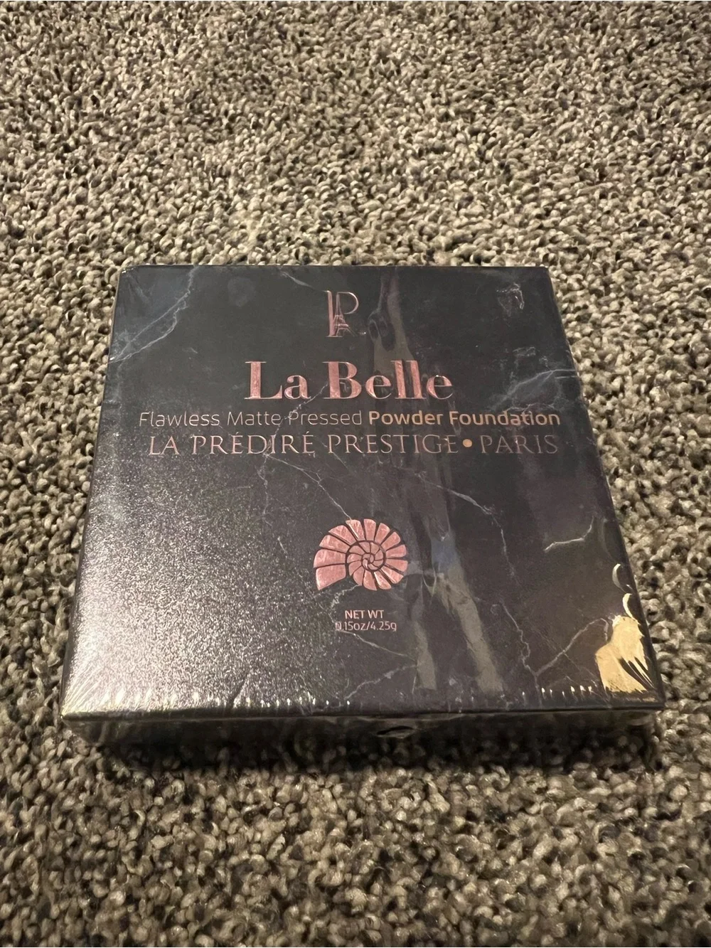 Prestige La Belle Matte Pressed Powder Foundation - Warm Tan 04 ~ Retail $160